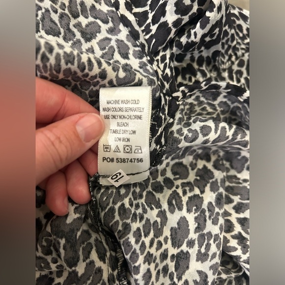 Catherine’s Button Down Top Women’s 3X Cheetah Print Black White 3/4 Sleeve - Picture 5 of 13